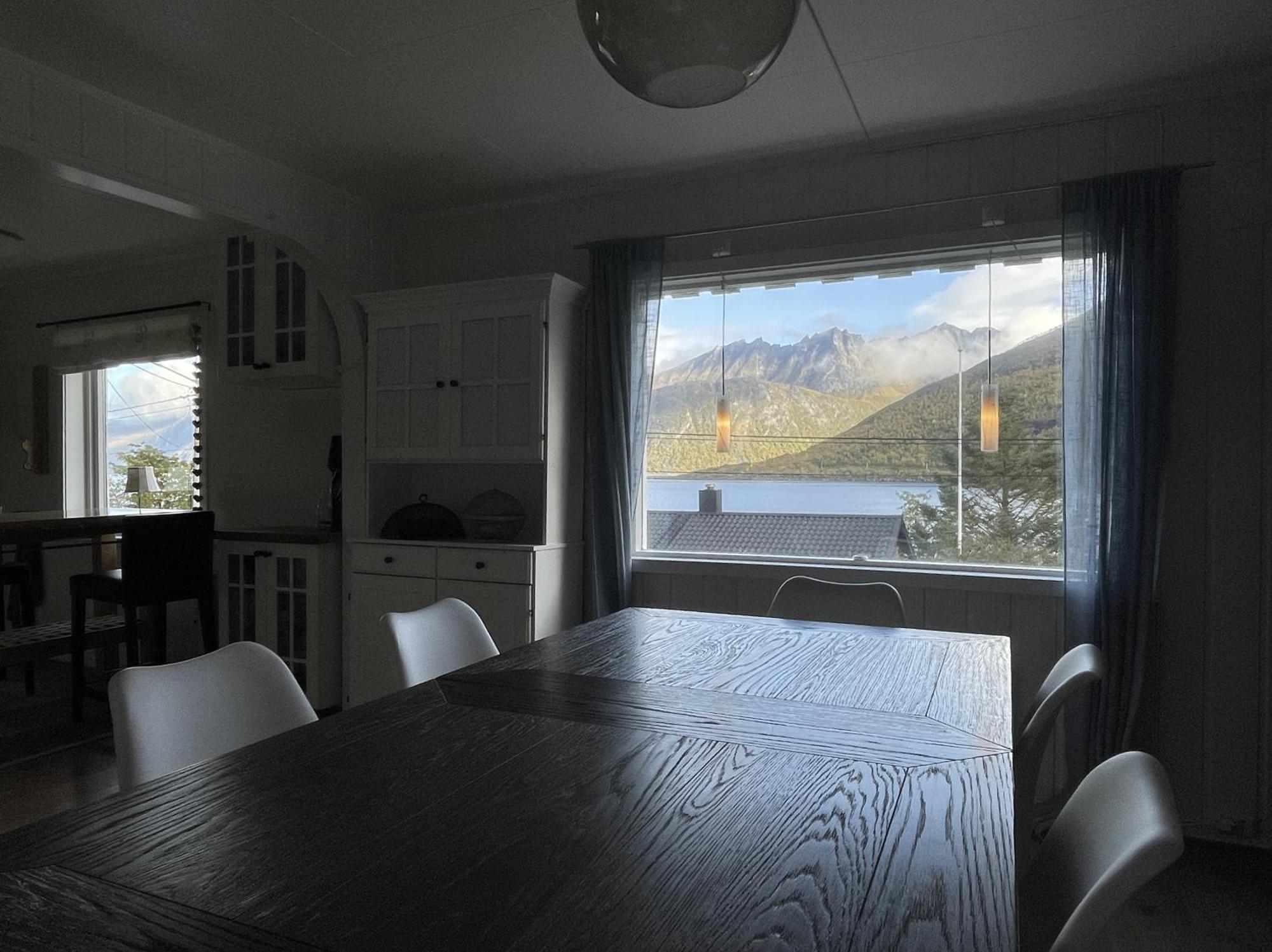 Segla Guesthouse - With View Of Fjord Fjordgard 외부 사진