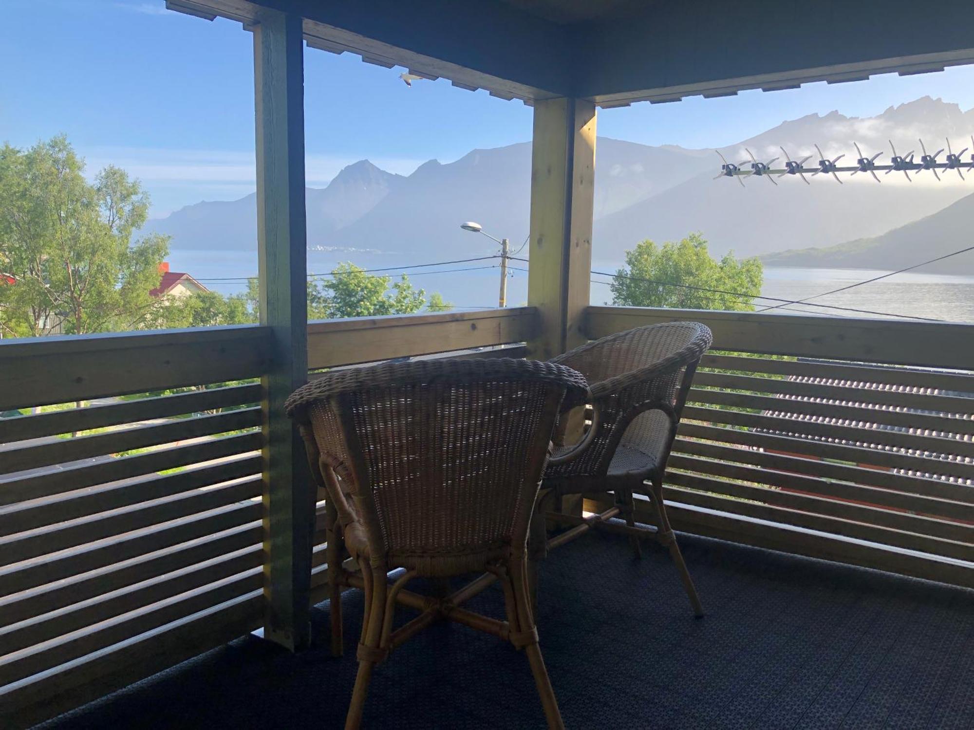 Segla Guesthouse - With View Of Fjord Fjordgard 외부 사진