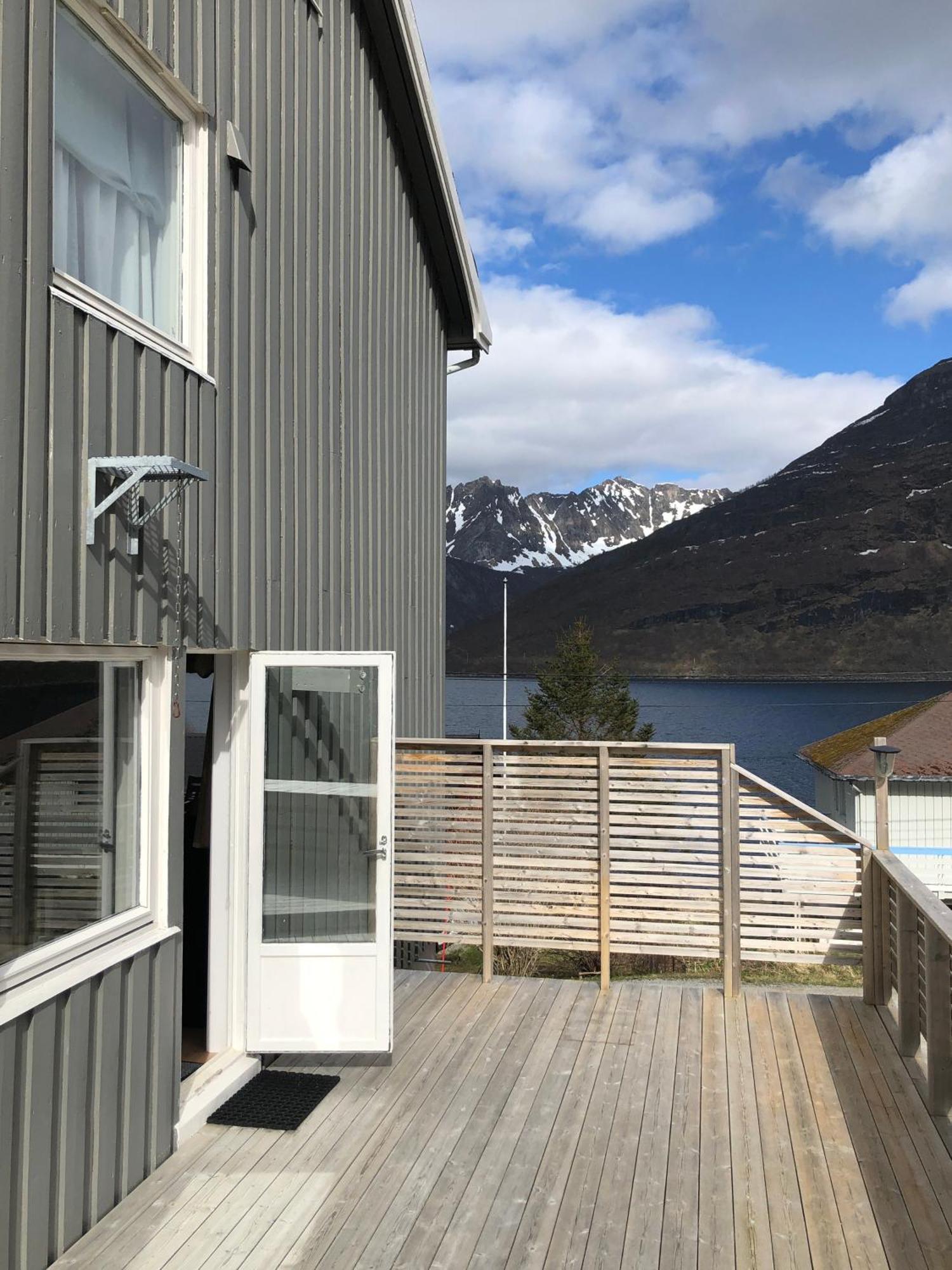 Segla Guesthouse - With View Of Fjord Fjordgard 외부 사진