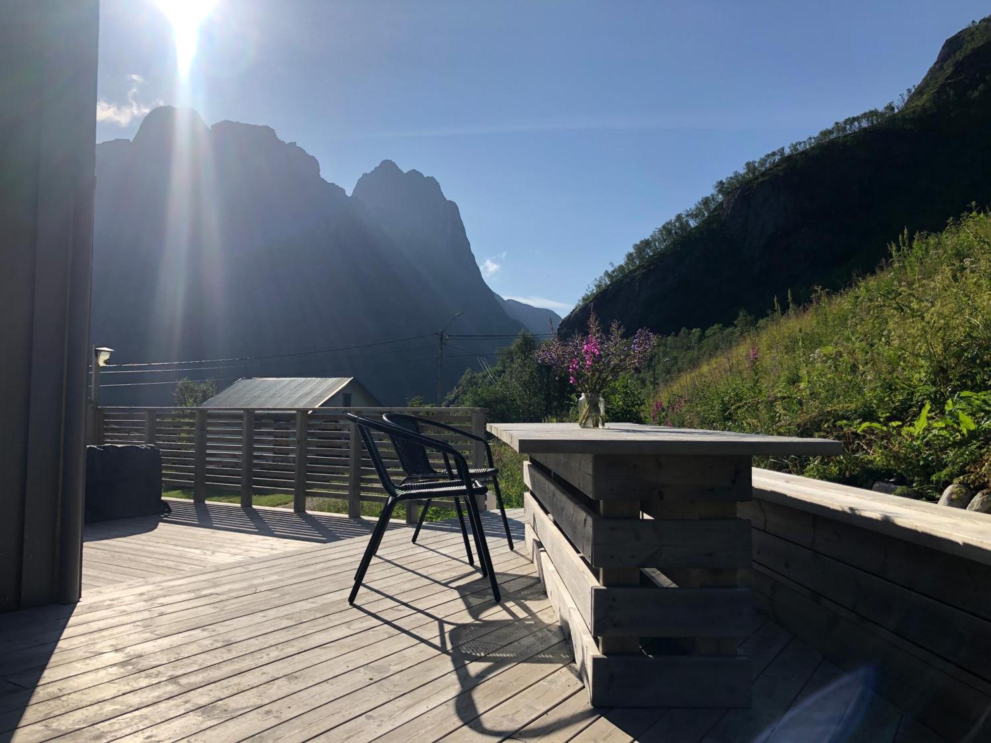 Segla Guesthouse - With View Of Fjord Fjordgard 외부 사진