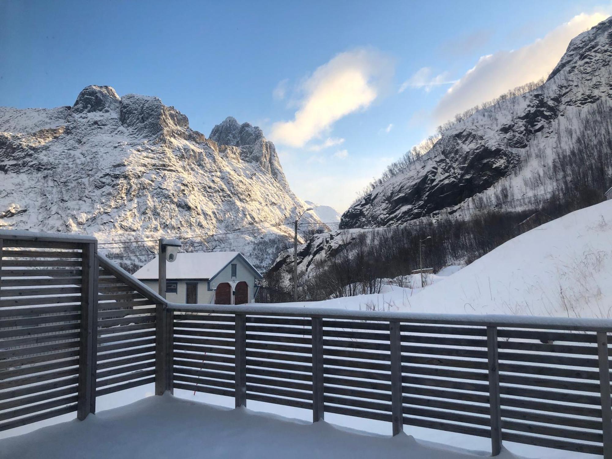 Segla Guesthouse - With View Of Fjord Fjordgard 외부 사진